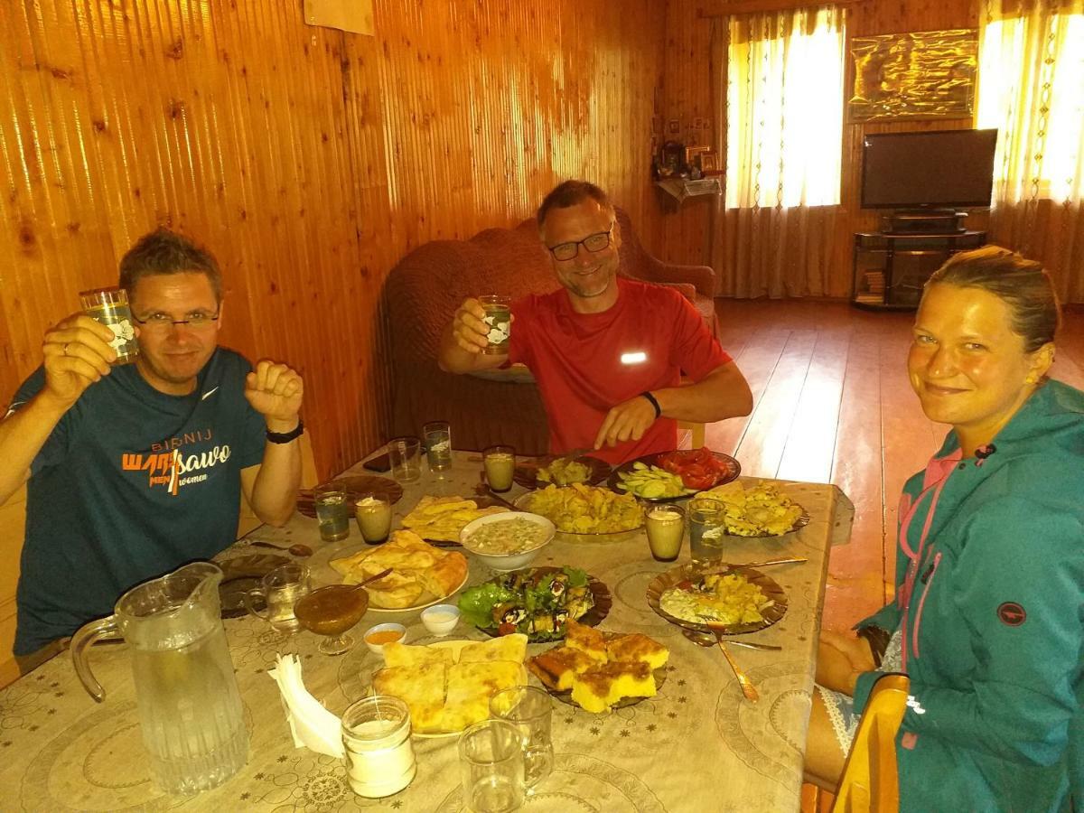 Guest House Murkvam Tvebishi Ngoại thất bức ảnh